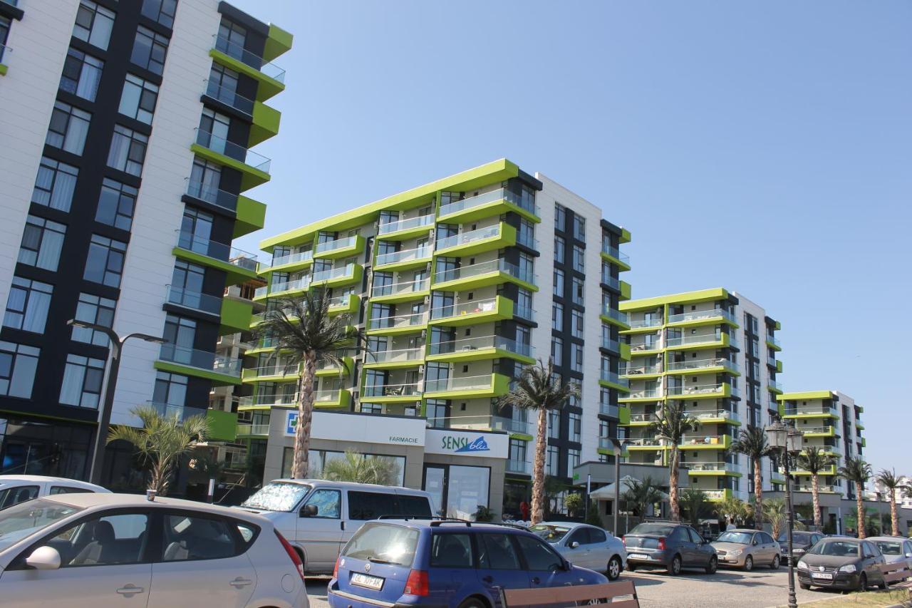 On Beach-Mamaia Residence นาโวดาริ ภายนอก รูปภาพ