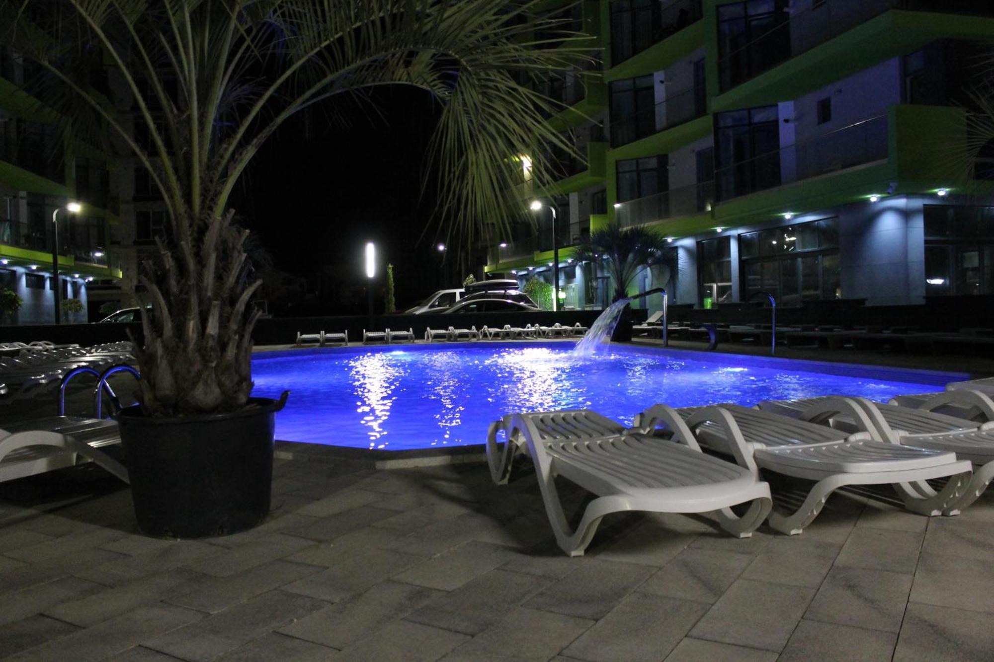 On Beach-Mamaia Residence นาโวดาริ ภายนอก รูปภาพ
