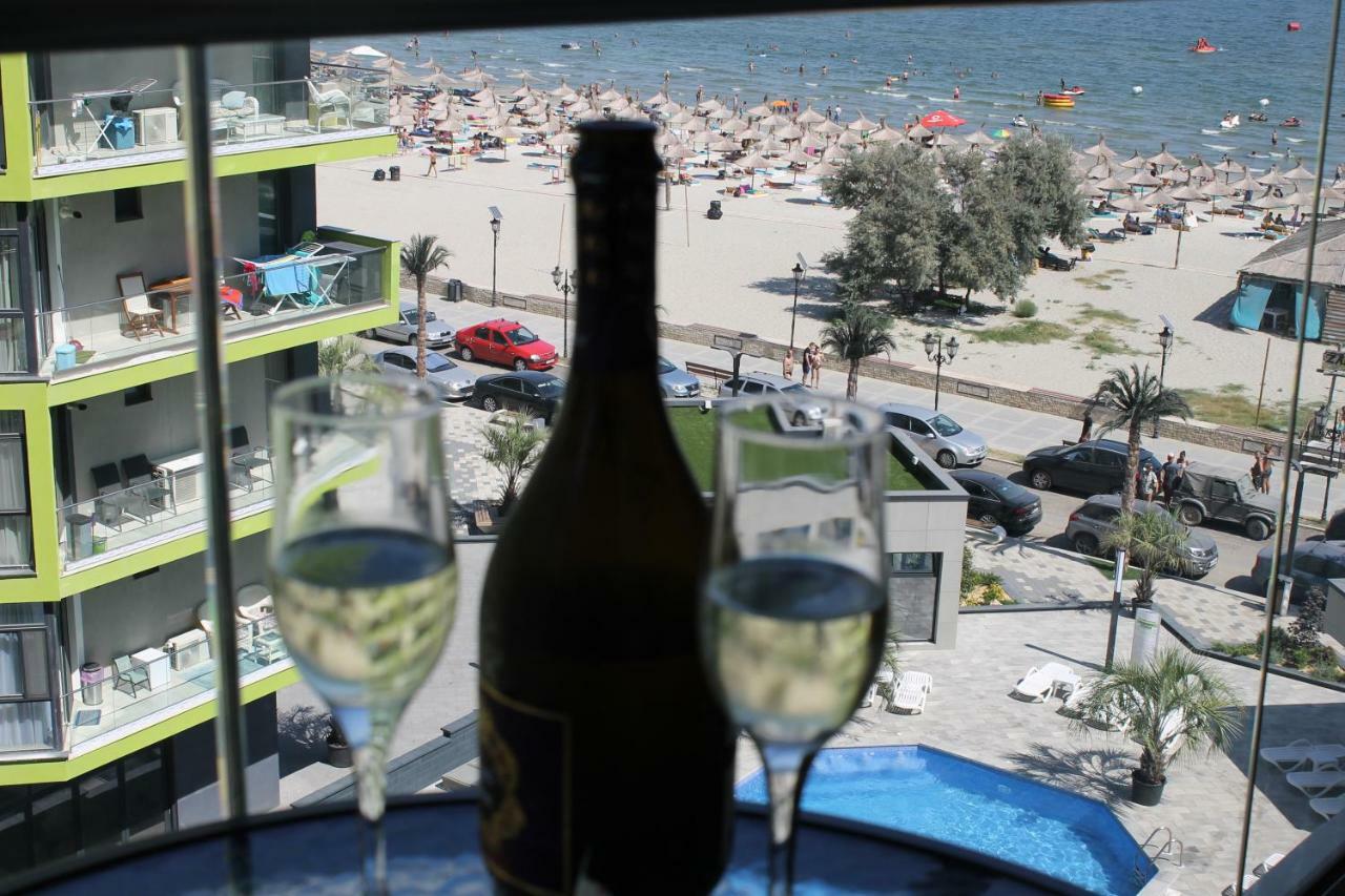 On Beach-Mamaia Residence นาโวดาริ ภายนอก รูปภาพ